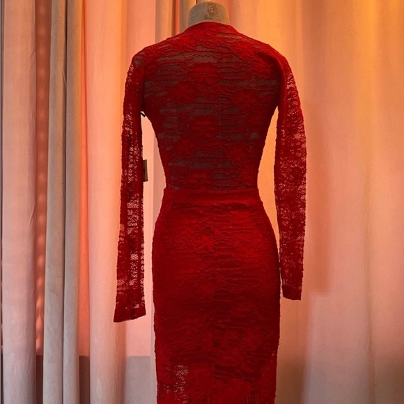 Nightcap Midi Lace dress - NWT - Picture 5 of 9